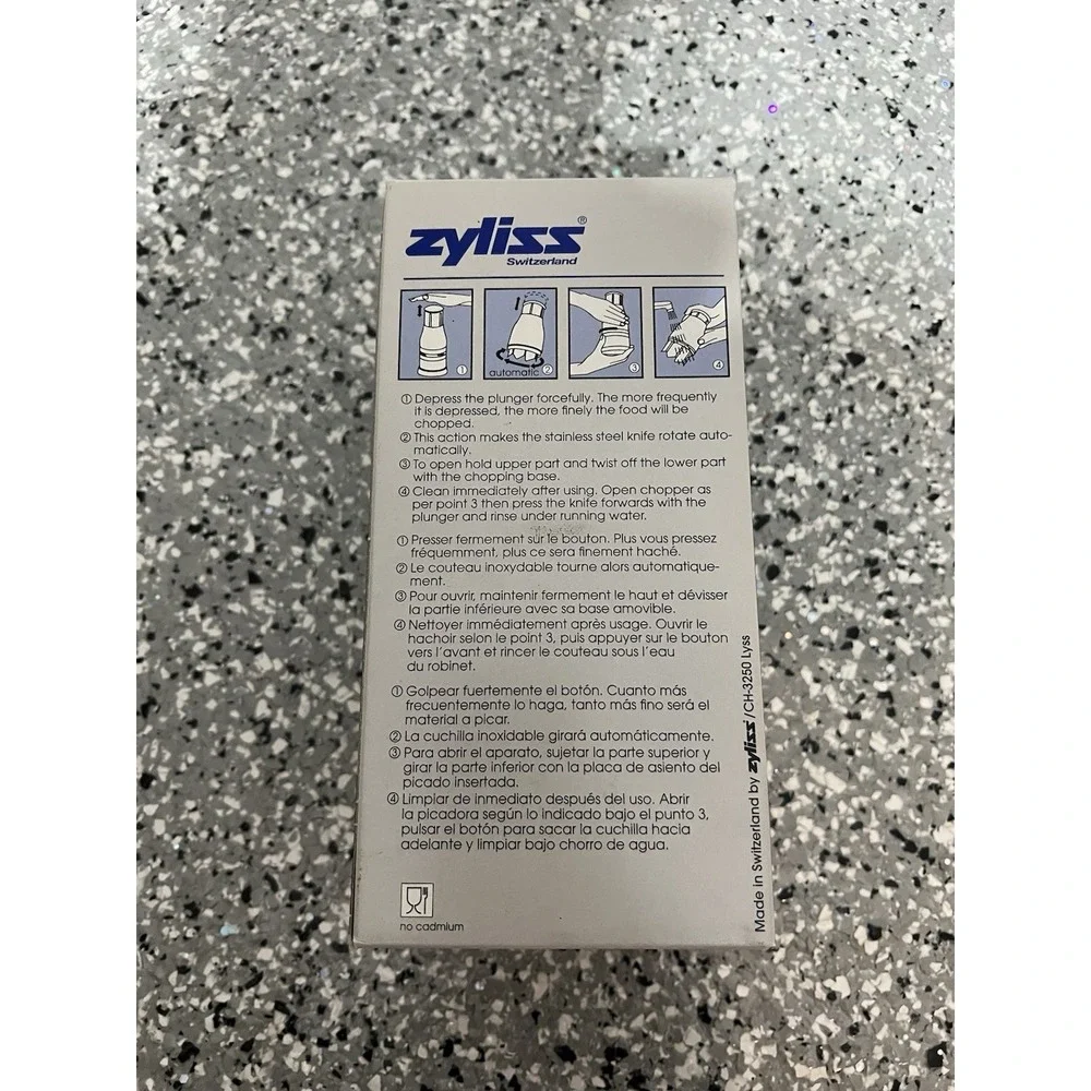 Zyliss Switzerland Manual Food Chopper, Super 80! New!